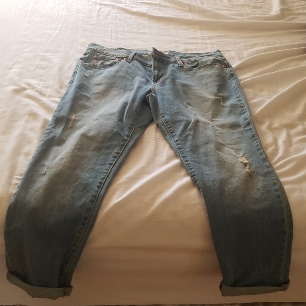 Levi jeans